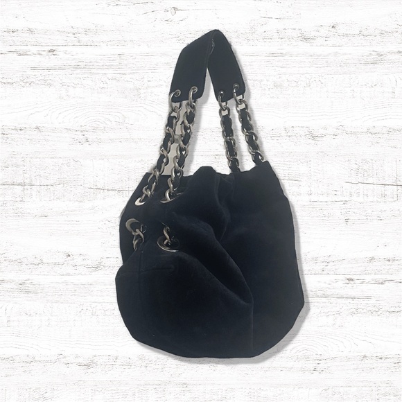 David Bitton Velvet & Chain Boho Hand Bag. - Picture 2 of 5